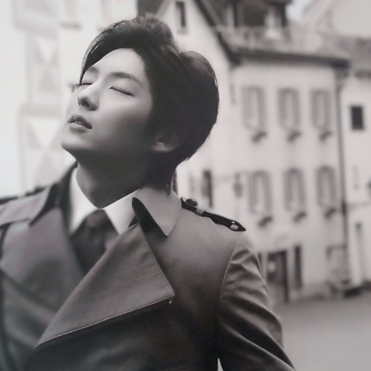 Recent activity shot of Lee Joongi