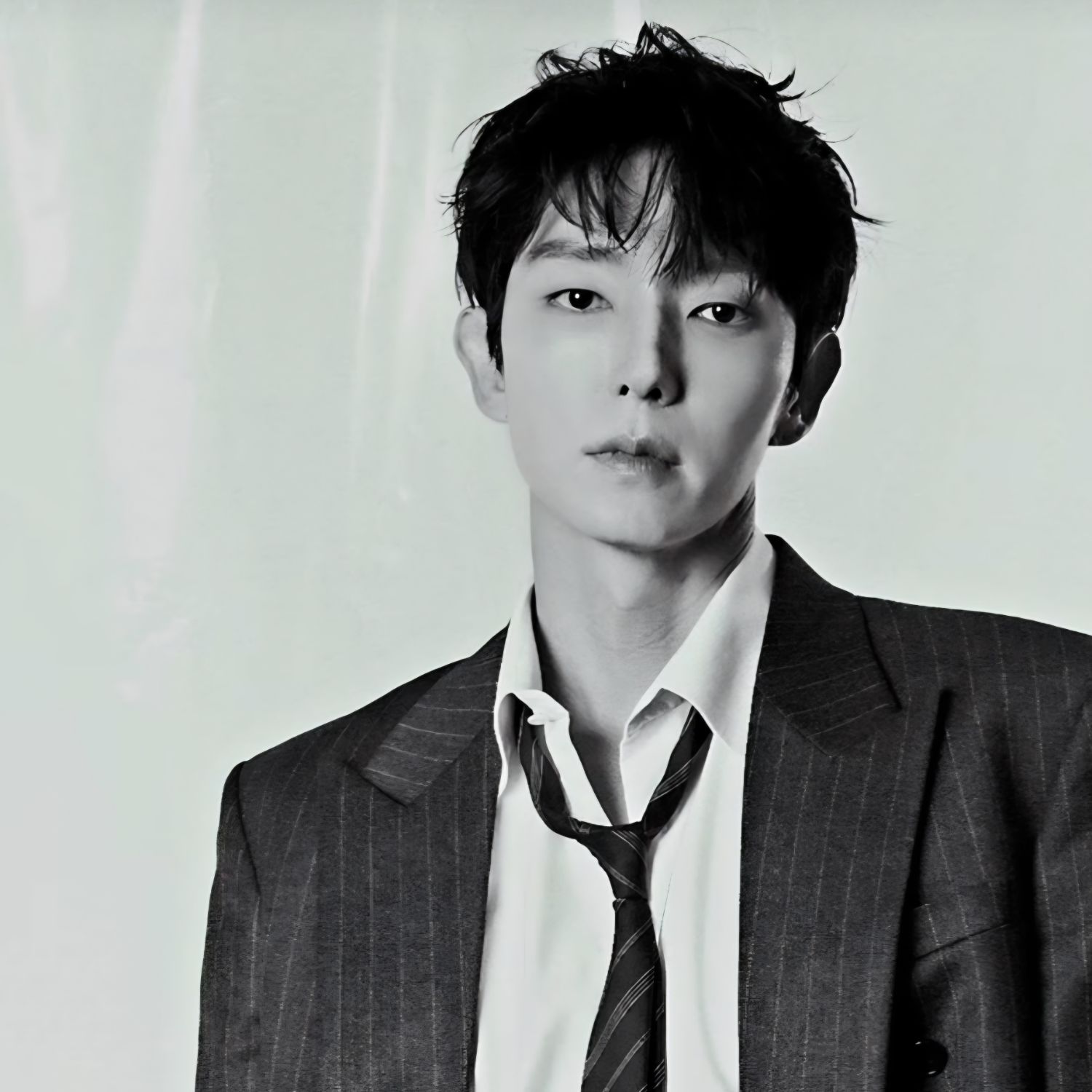 Behind-the-scenes cut of Lee Joongi