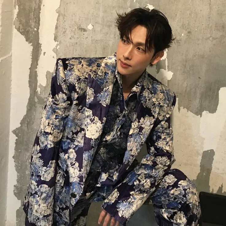Recent activity shot of Yim Siwan
