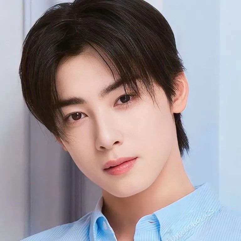 Cuplikan di balik layar dari Cha Eunwoo