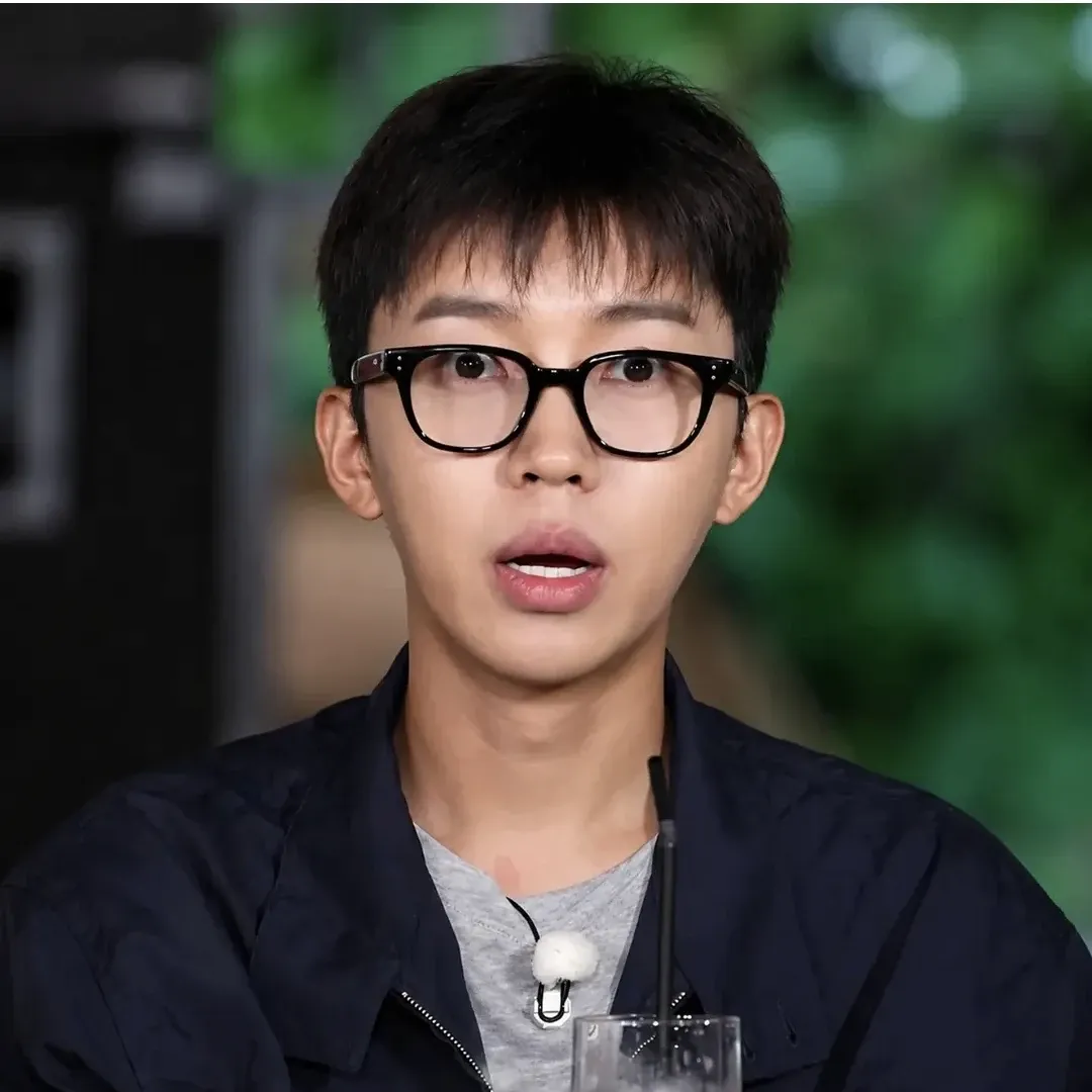 Cuplikan di balik layar dari Lim Youngwoong