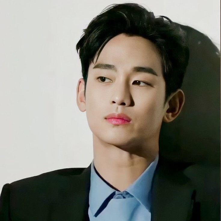 Latest photo of Kim Soohyun