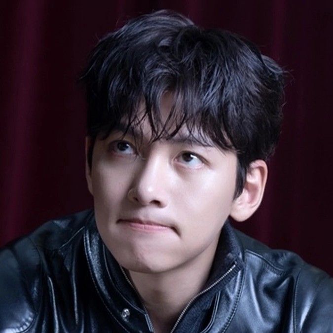 チ・チャンウクの最近の活動ショット