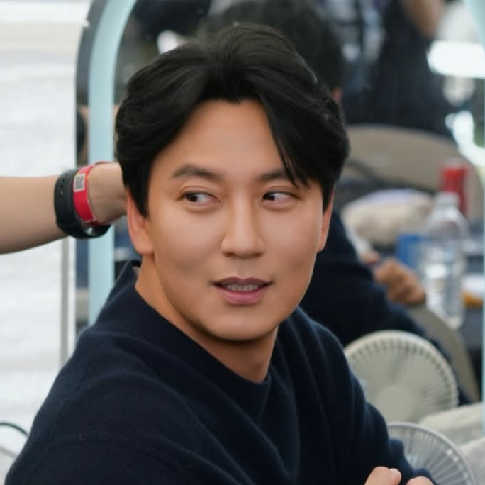 Latest photo of Kim Namgil