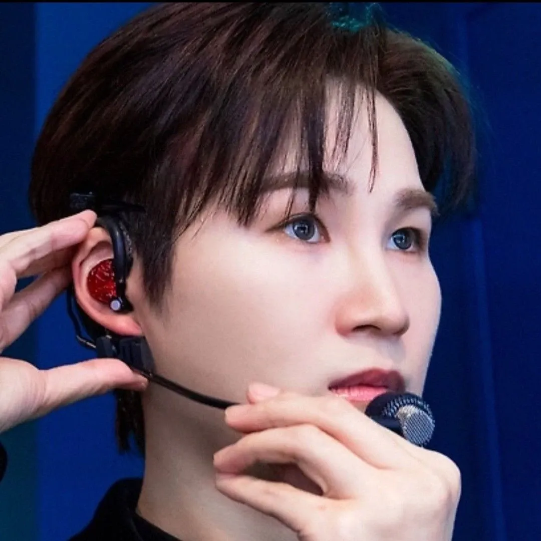 김희재의 최신 사진