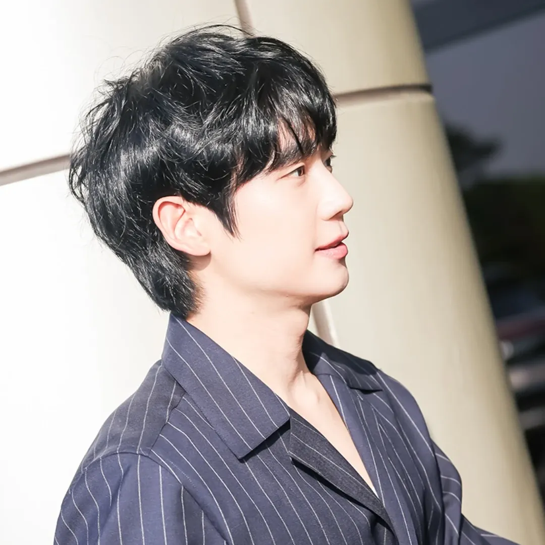 Recent activity shot of Jung Haein