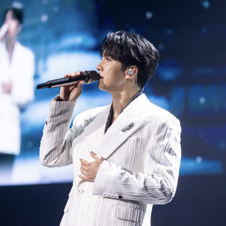 ファンが撮影したイ・スンギの瞬間