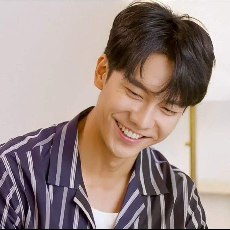 イ・スンギの最近の活動ショット