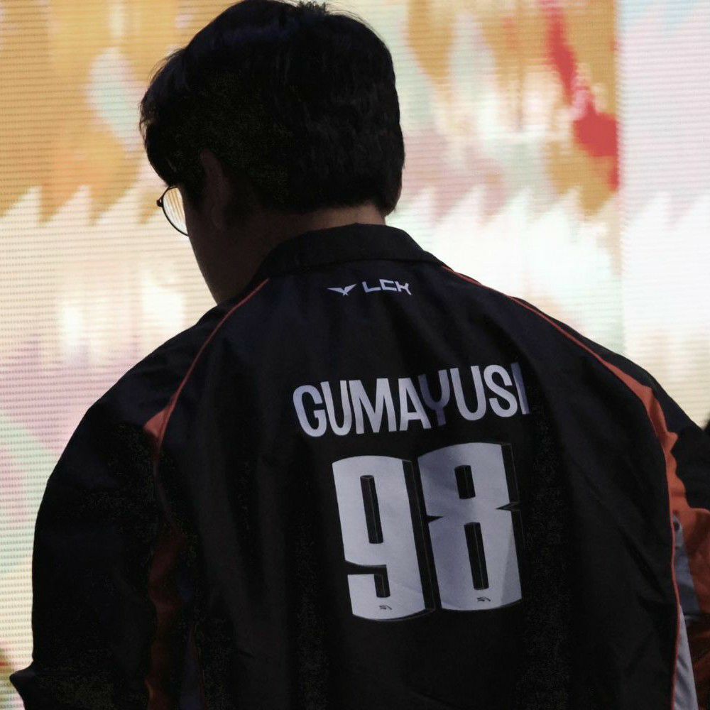 구마유시의 최신 사진