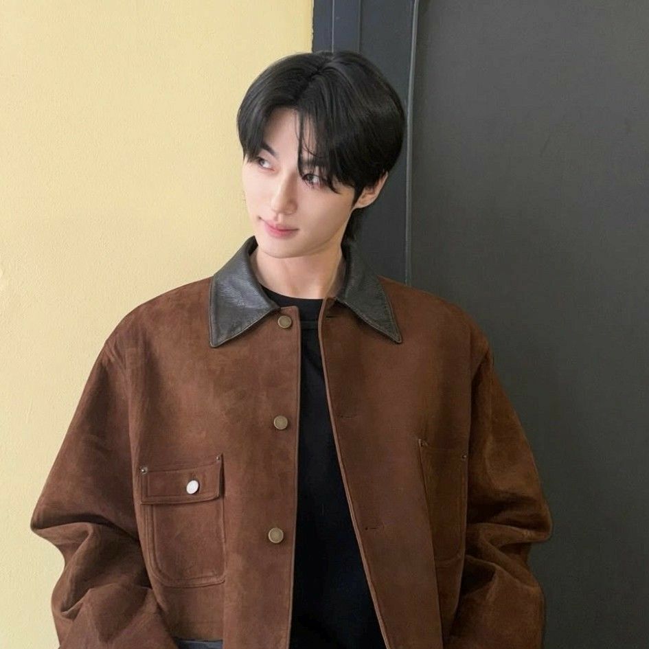 Behind-the-scenes cut of Byeon Wooseok