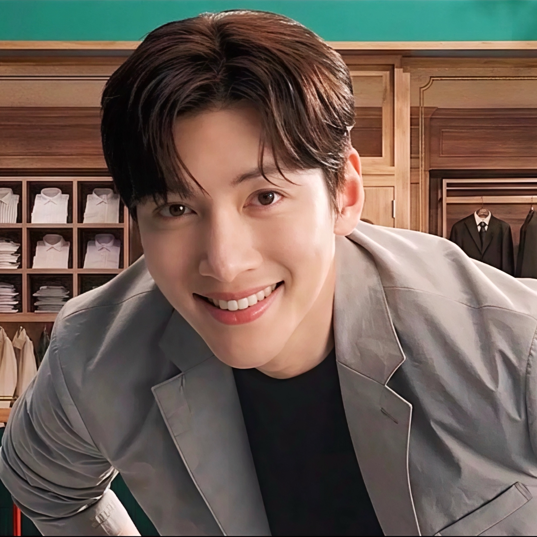 粉絲拍下的池昌旭瞬間