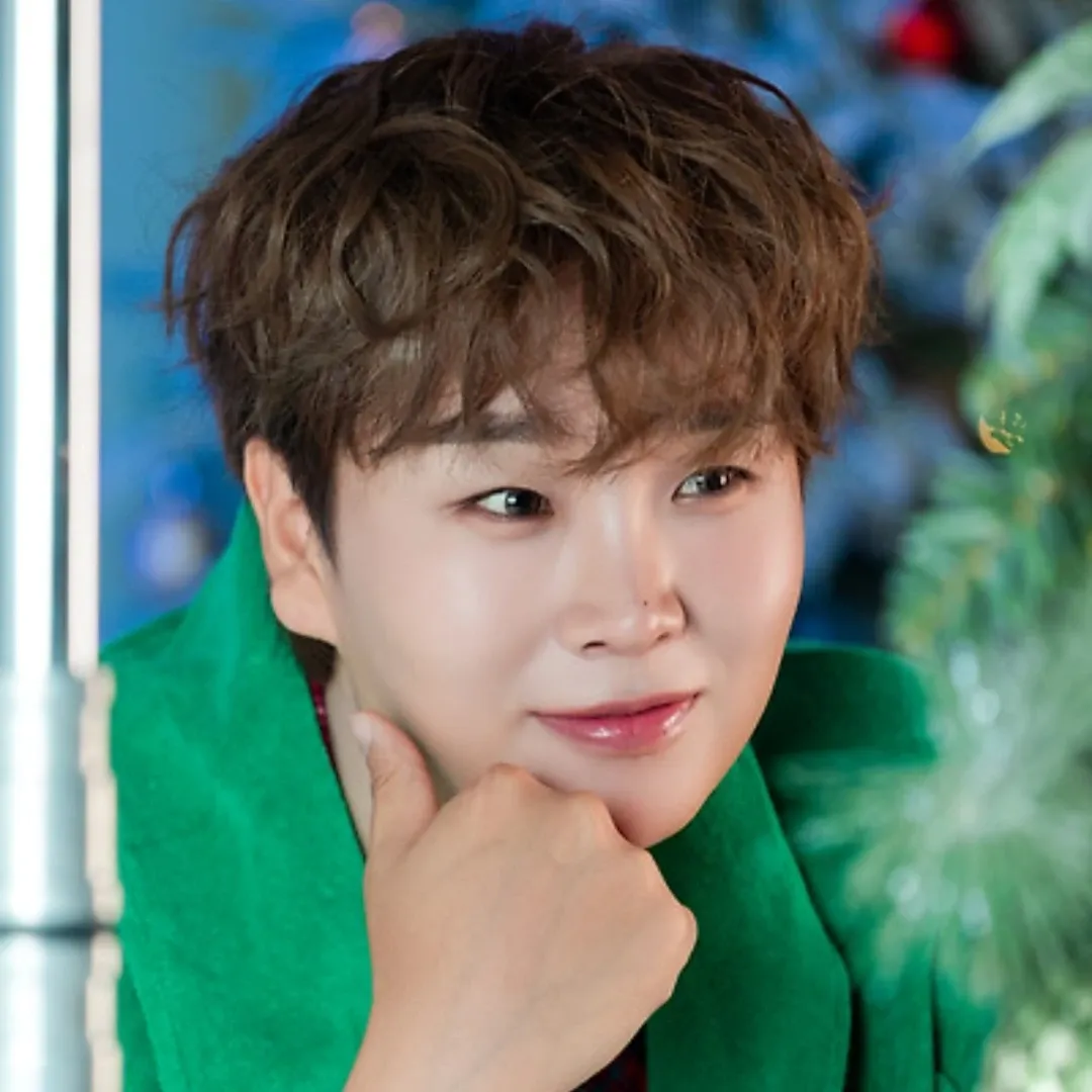 Behind-the-scenes cut of Song Minjun