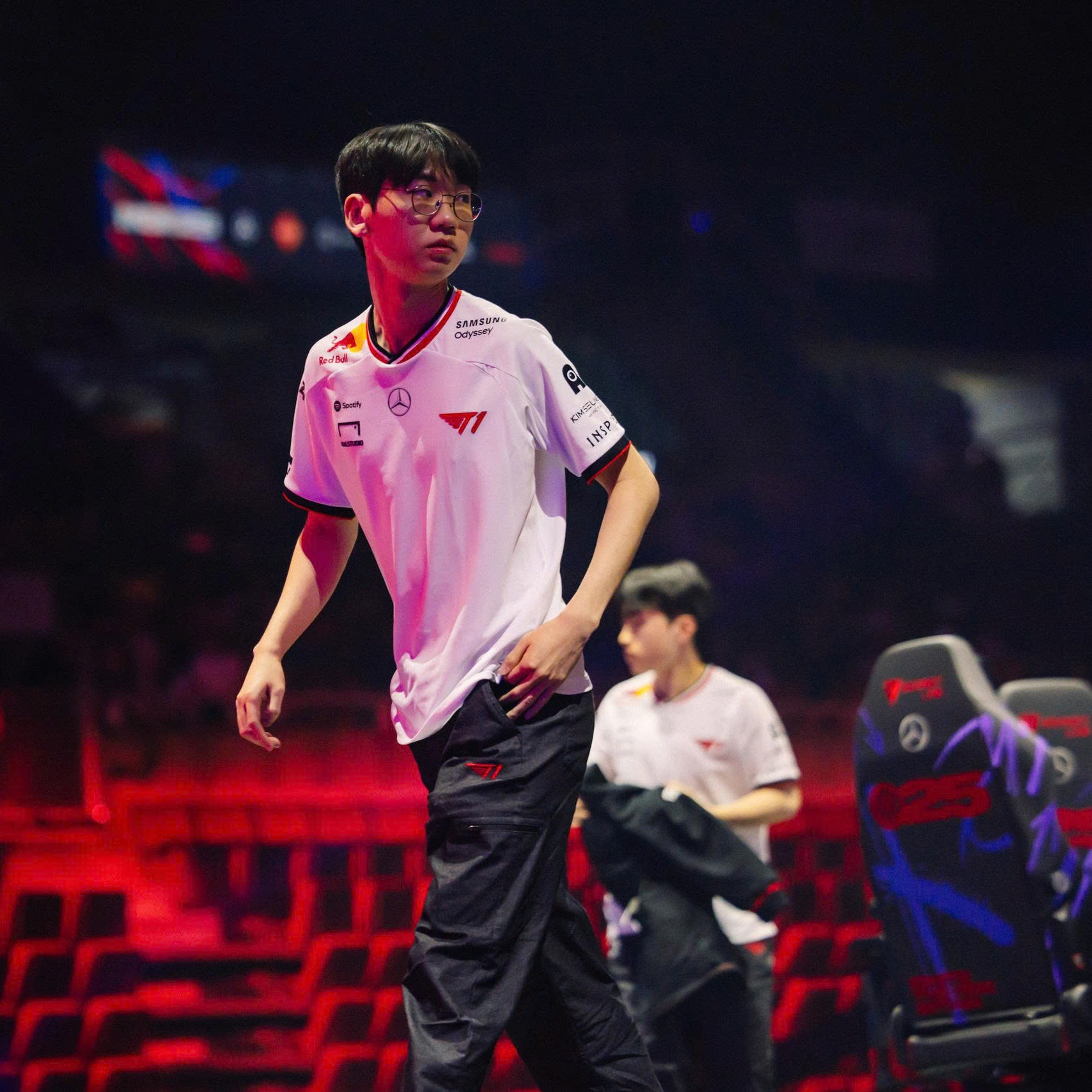 A moment captured by a fan of Doran