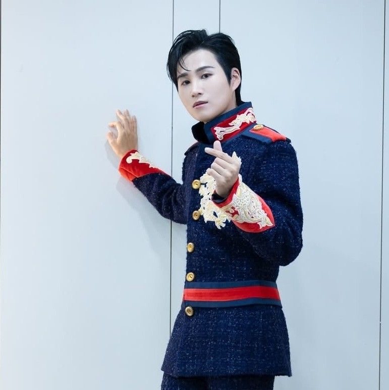 A moment captured by a fan of Kim Heejae