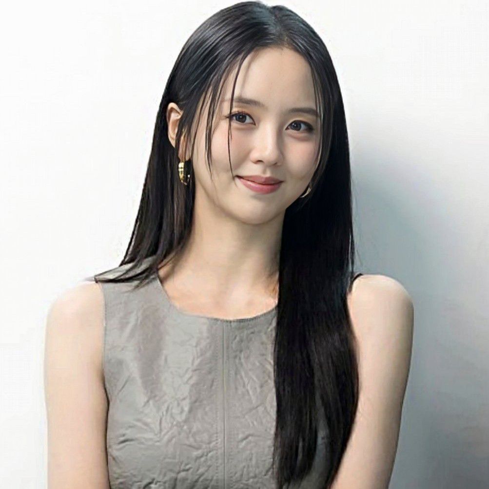 Behind-the-scenes cut of Kim Sohyun