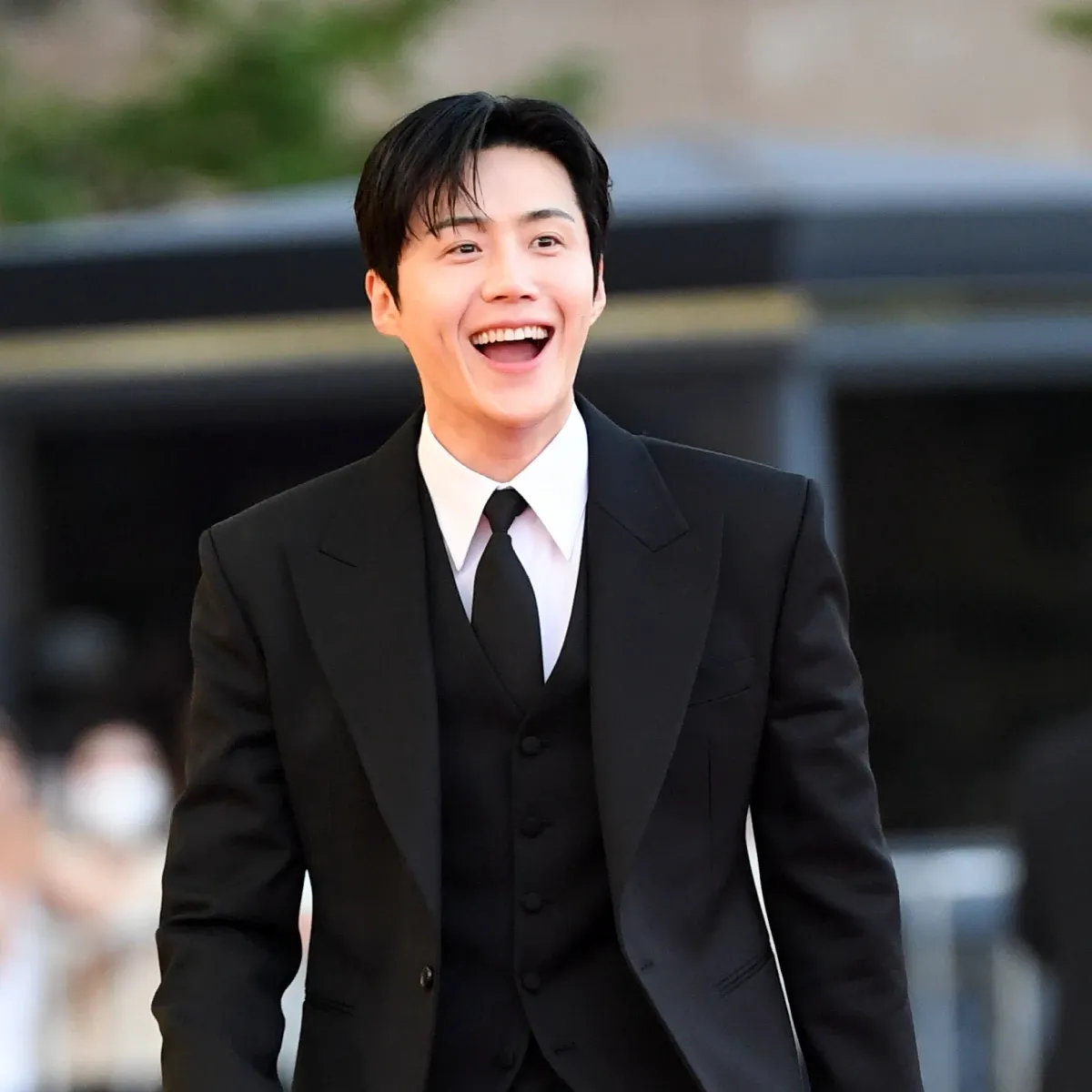 Behind-the-scenes cut of Kim Seonho