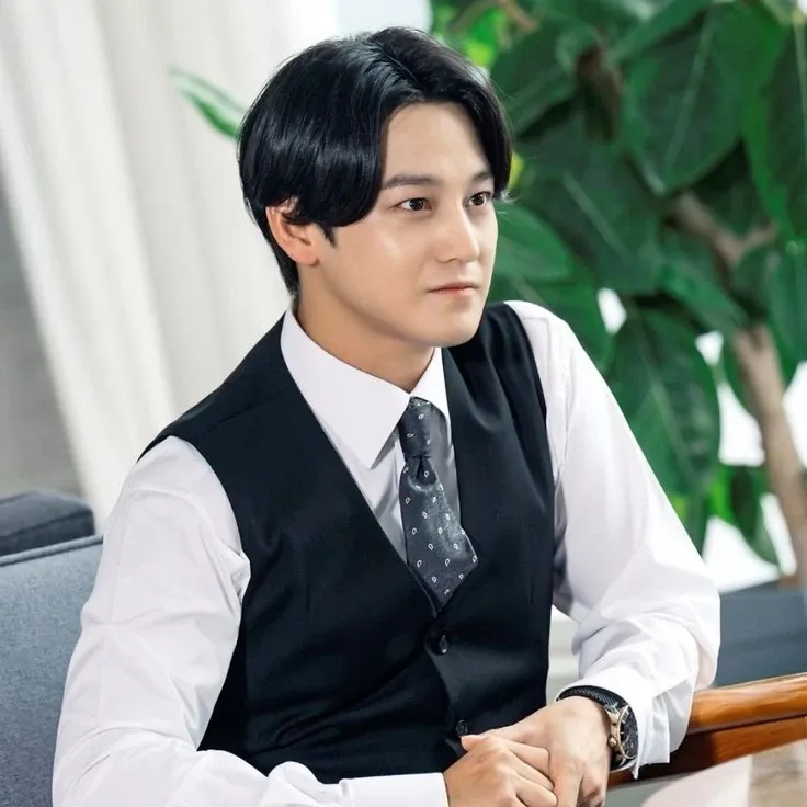 A moment captured by a fan of Kim Bum