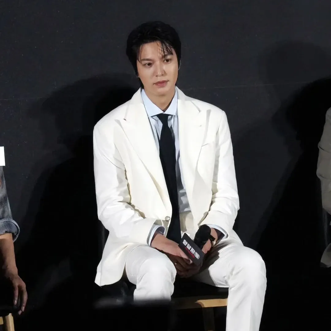 Latest photo of Lee Minho
