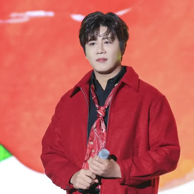 Recent activity shot of Jin Haesung