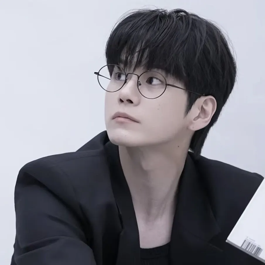 옹성우의 비하인드 컷