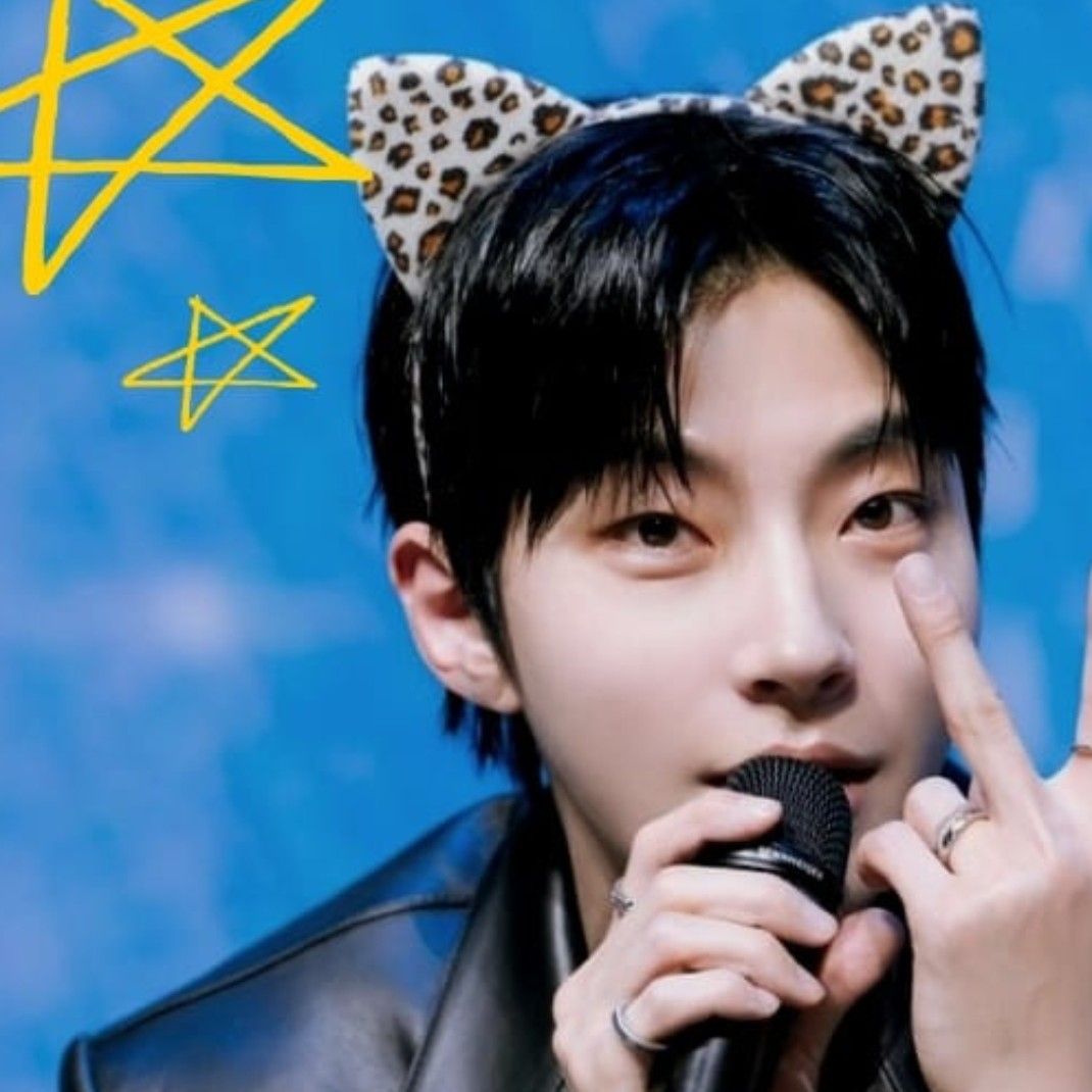 Behind-the-scenes cut of Hwang Inyoup