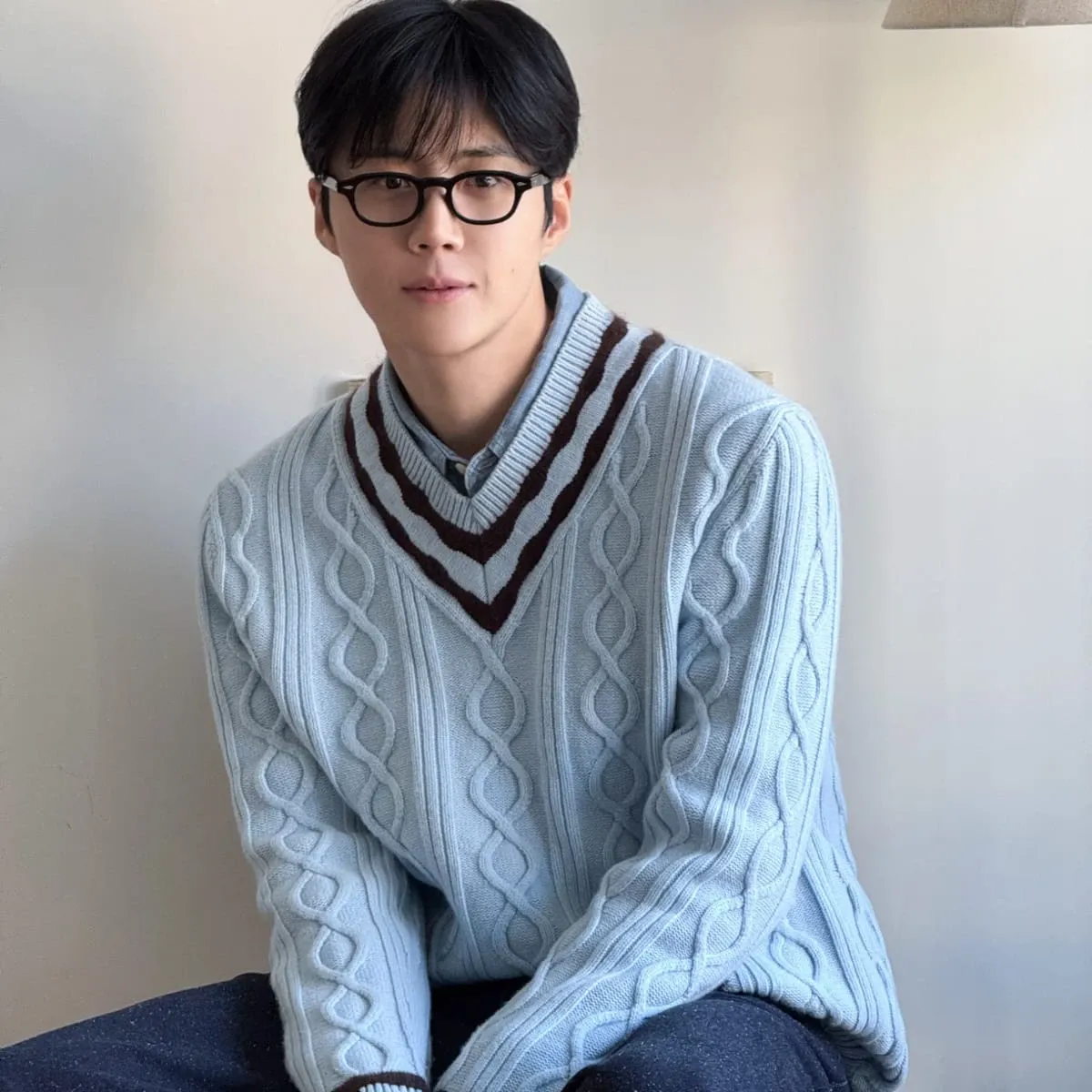 Behind-the-scenes cut of Kim Seonho