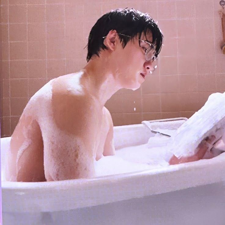 도경수 (디오)의 비하인드 컷