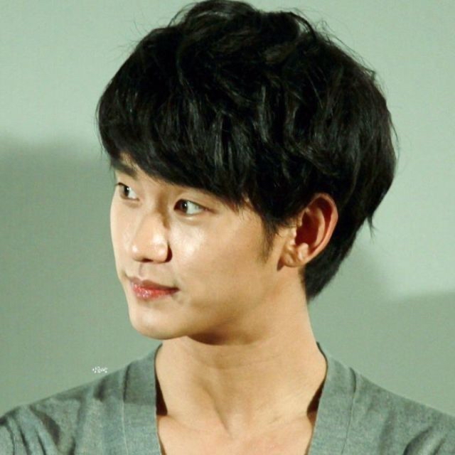 Recent activity shot of Kim Soohyun