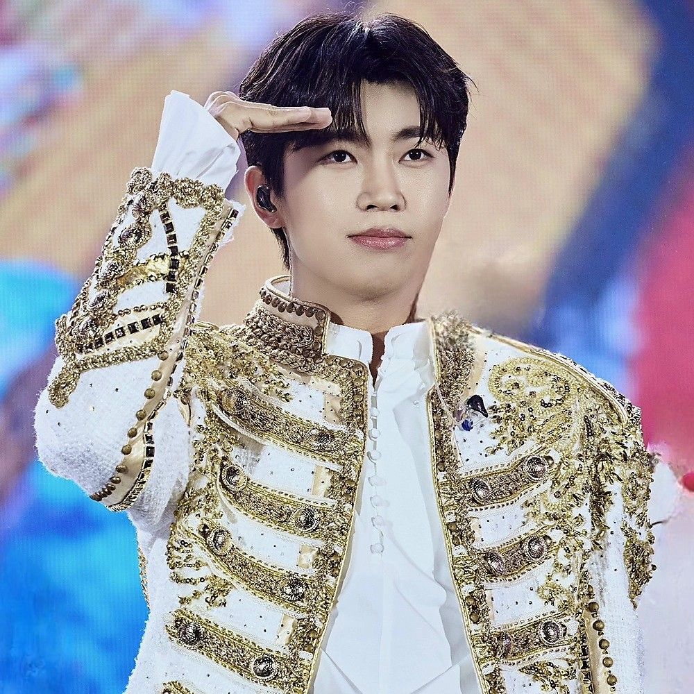 Momen yang diabadikan oleh penggemar Lim Youngwoong