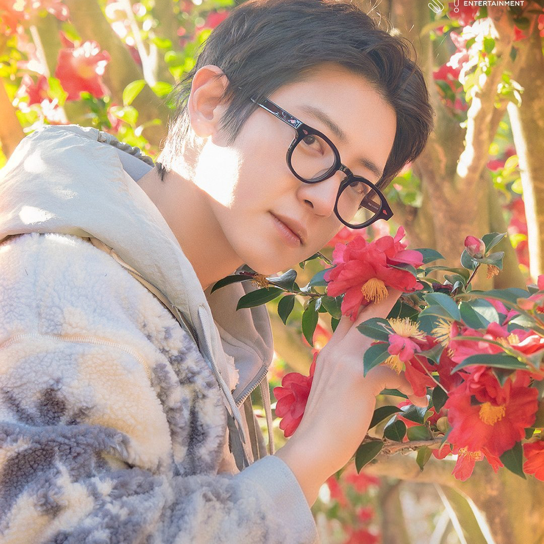 Recent activity shot of Chanyeol