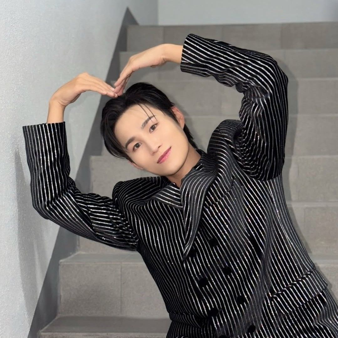 Cuplikan di balik layar dari Kim Heejae