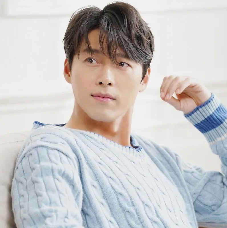 현빈의 최신 사진
