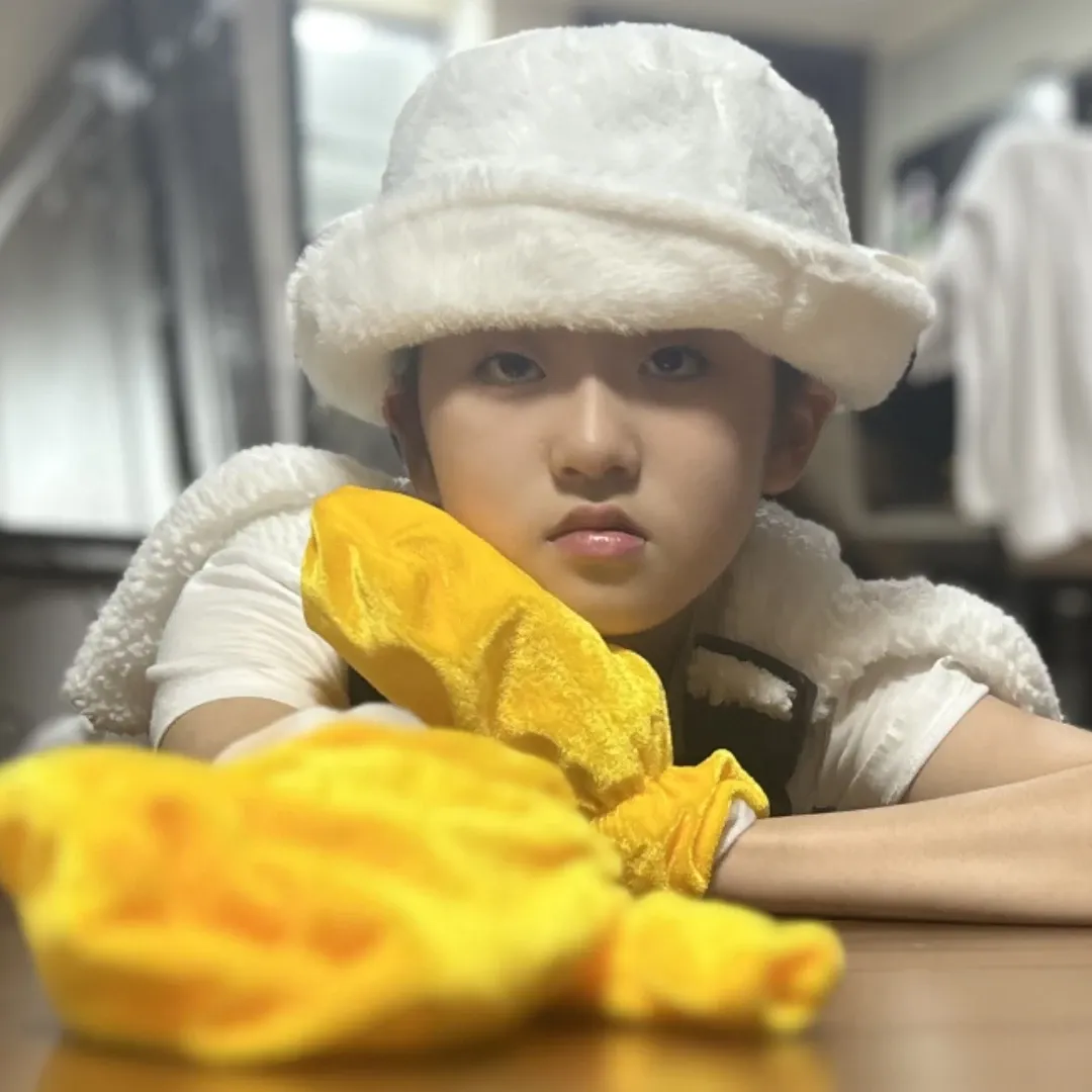 A moment captured by a fan of Yoon Yoonseo