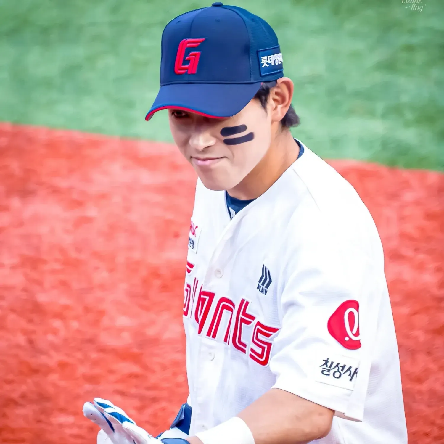 Recent activity shot of Hwang Seongbin
