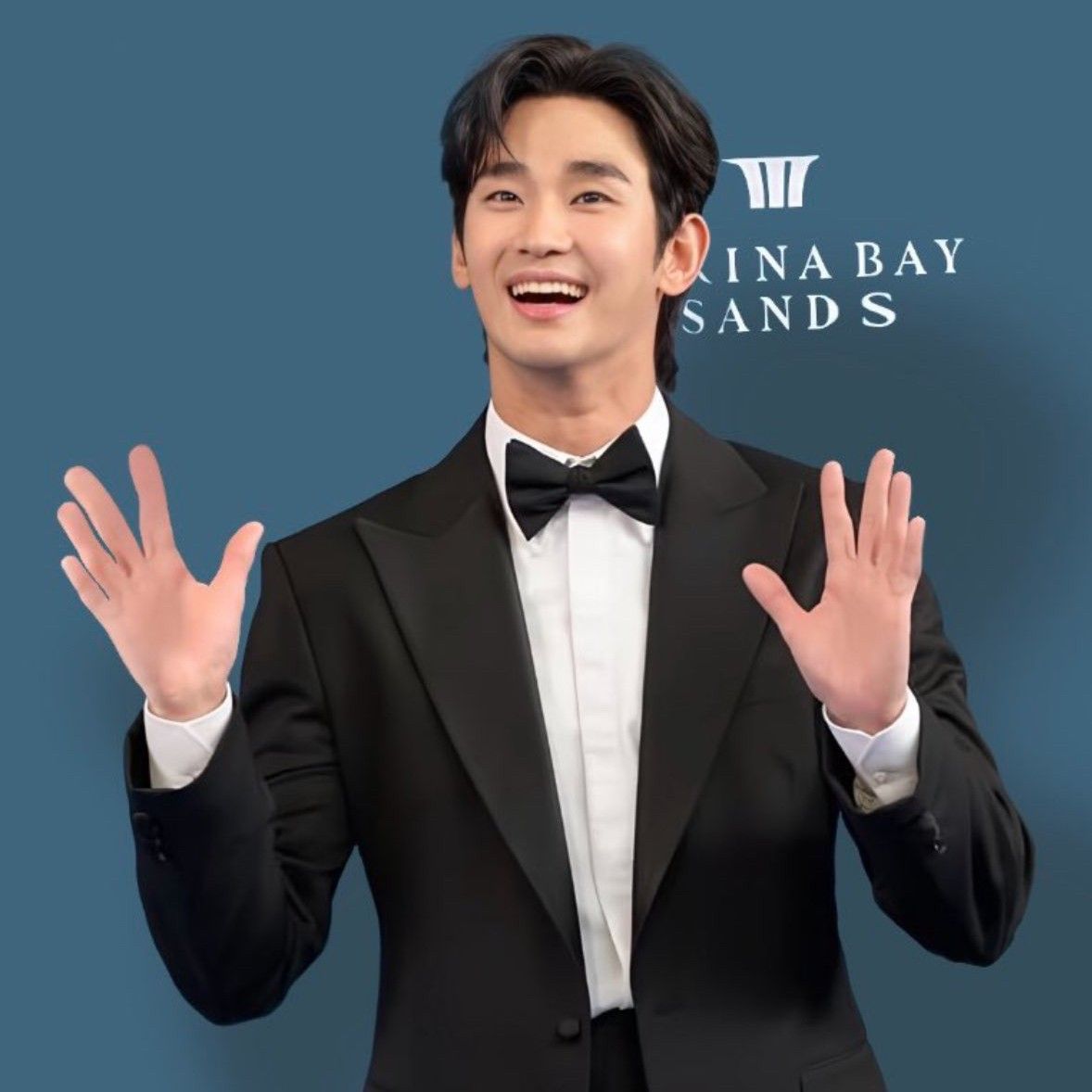 粉絲拍下的金秀賢瞬間