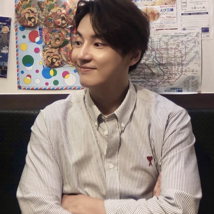 A moment captured by a fan of Yoon Shiyoon