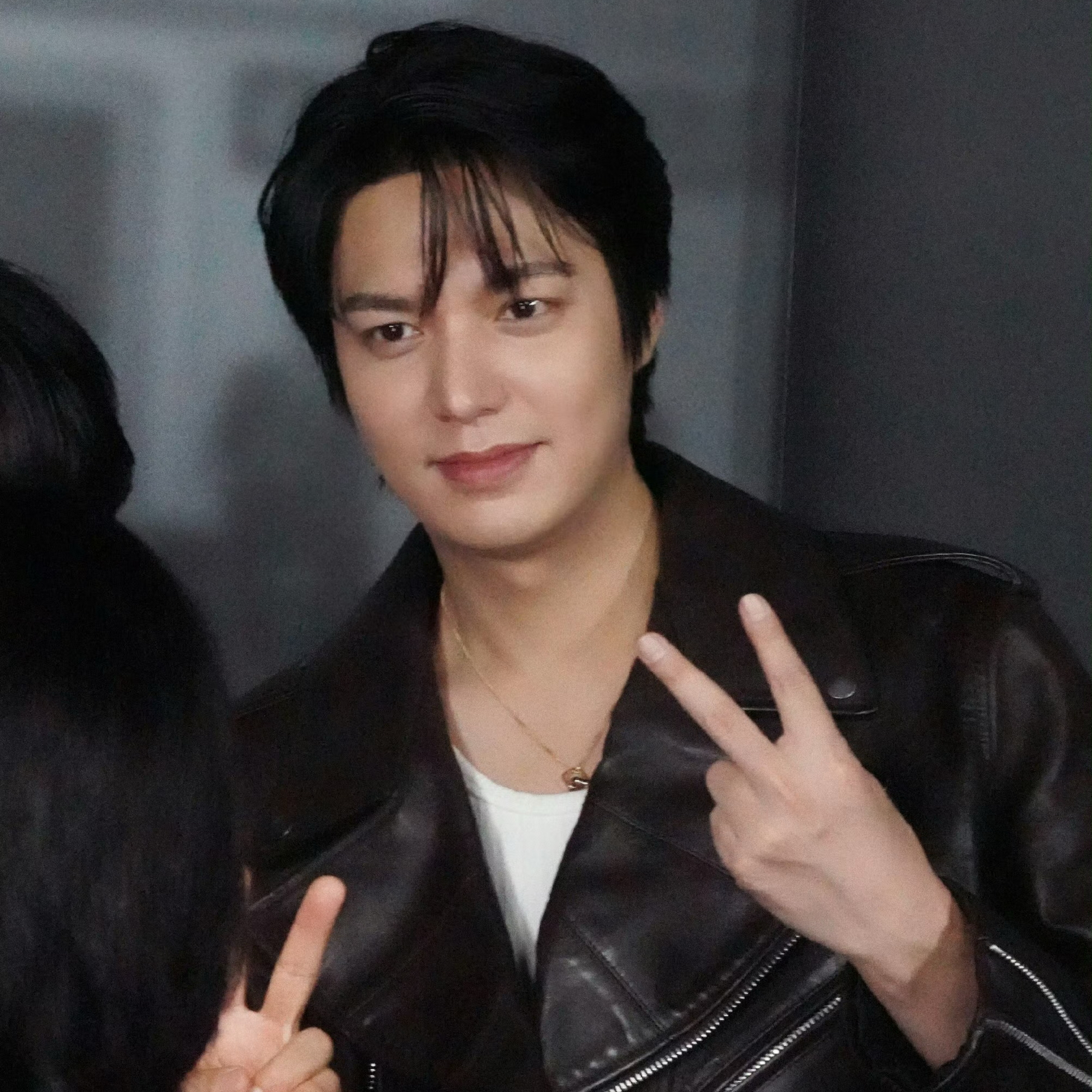 Behind-the-scenes cut of Lee Minho