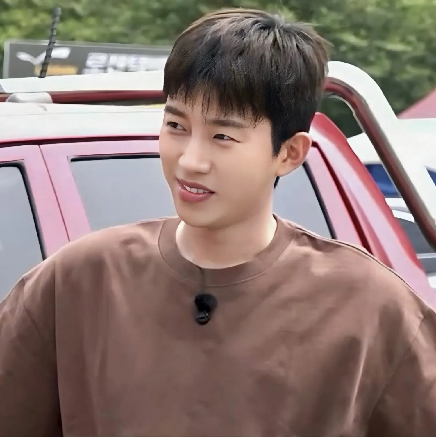 Behind-the-scenes cut of Lim Youngwoong