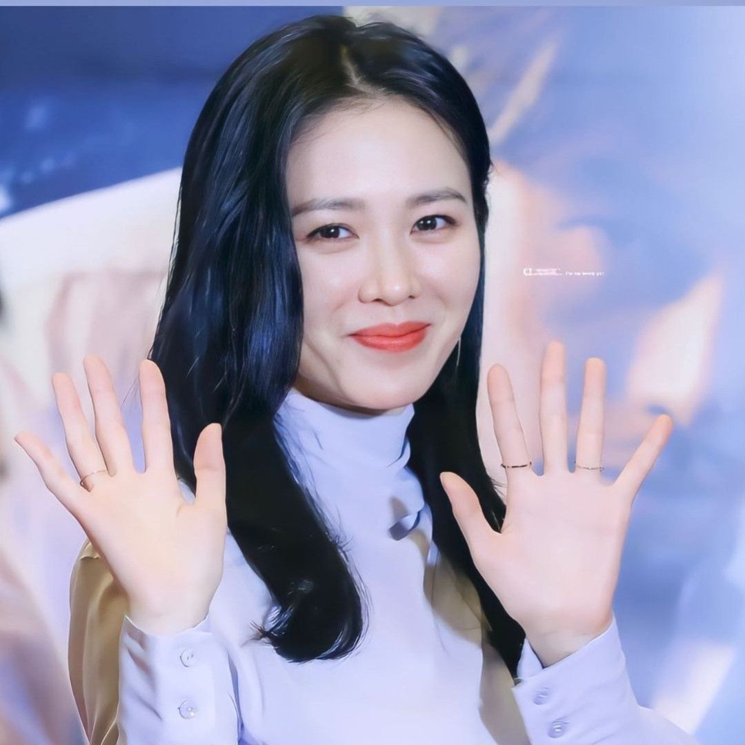 孫藝珍的最新照片