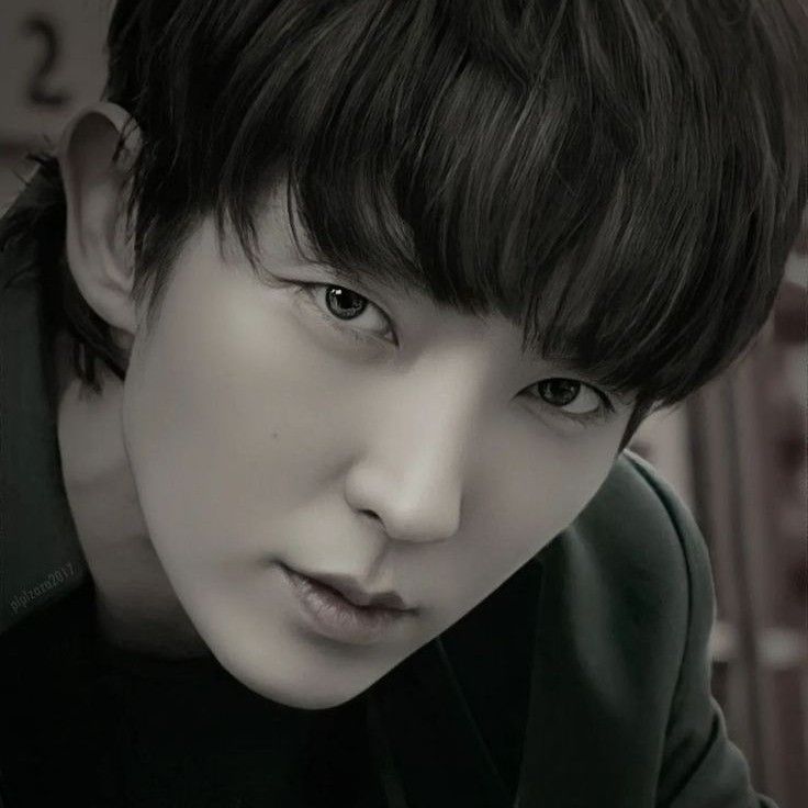 A moment captured by a fan of Lee Joongi