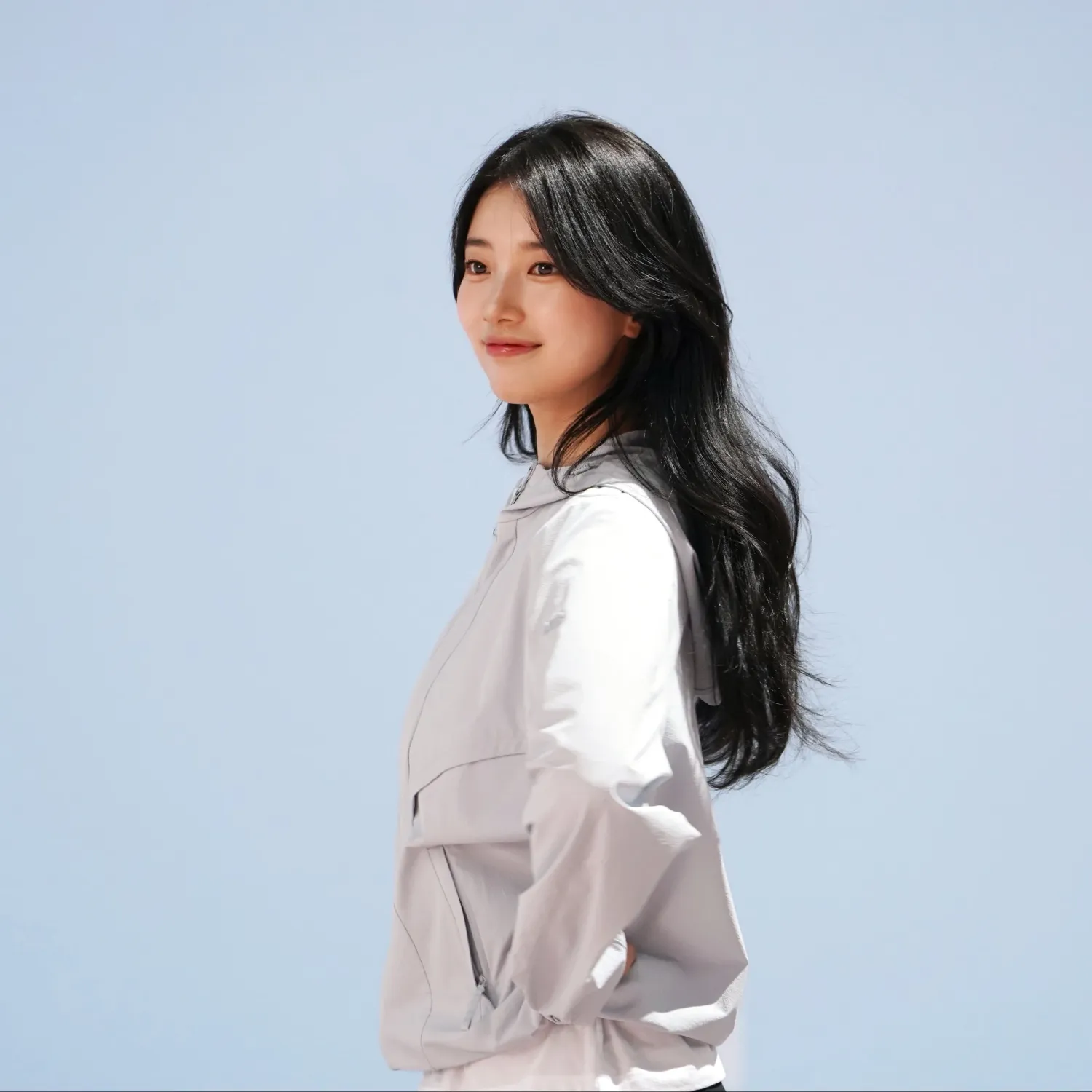 Latest photo of Bae Suzy