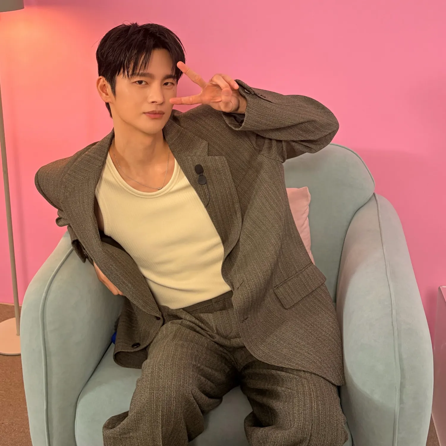 A moment captured by a fan of Seo Inguk