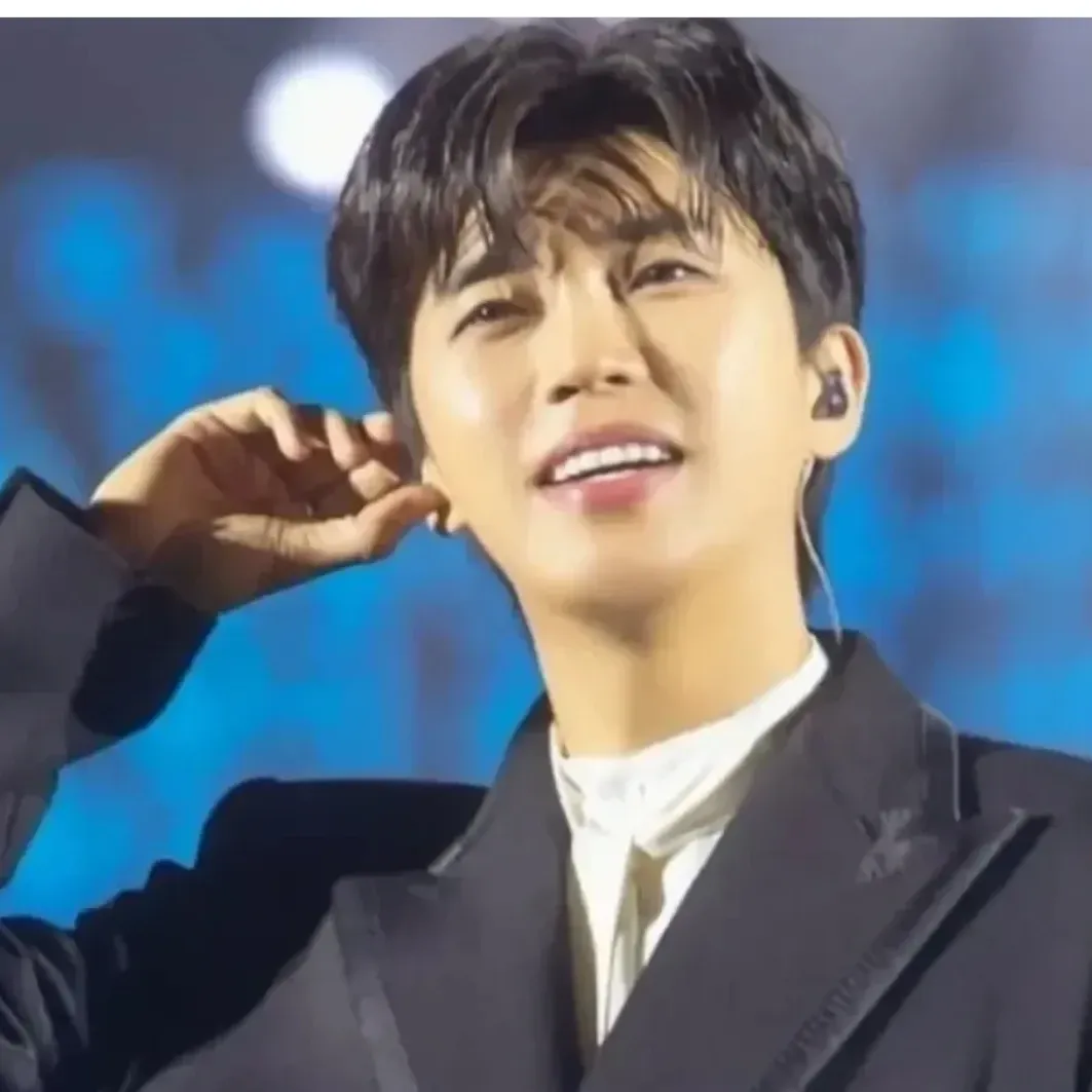 Foto terbaru dari Lim Youngwoong