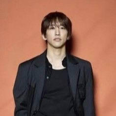 Behind-the-scenes cut of Lee Seungyoon