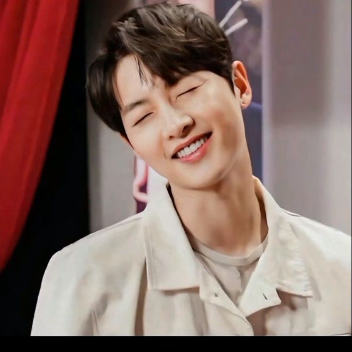 ソン・ジュンギの最近の活動ショット