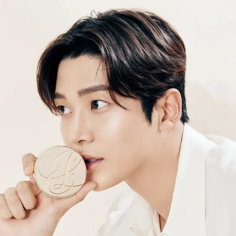 Cuplikan di balik layar dari Rowoon