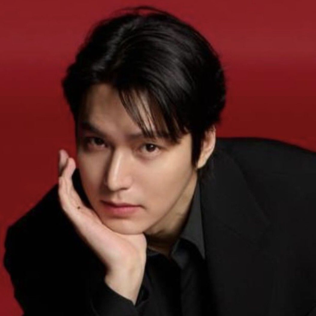 粉絲拍下的李敏鎬瞬間