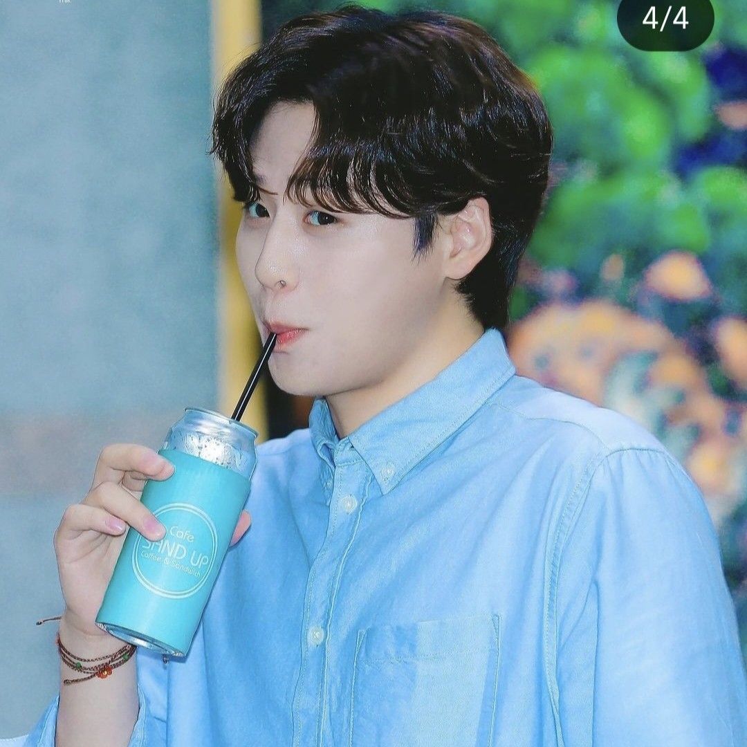 Recent activity shot of Lee Solomon