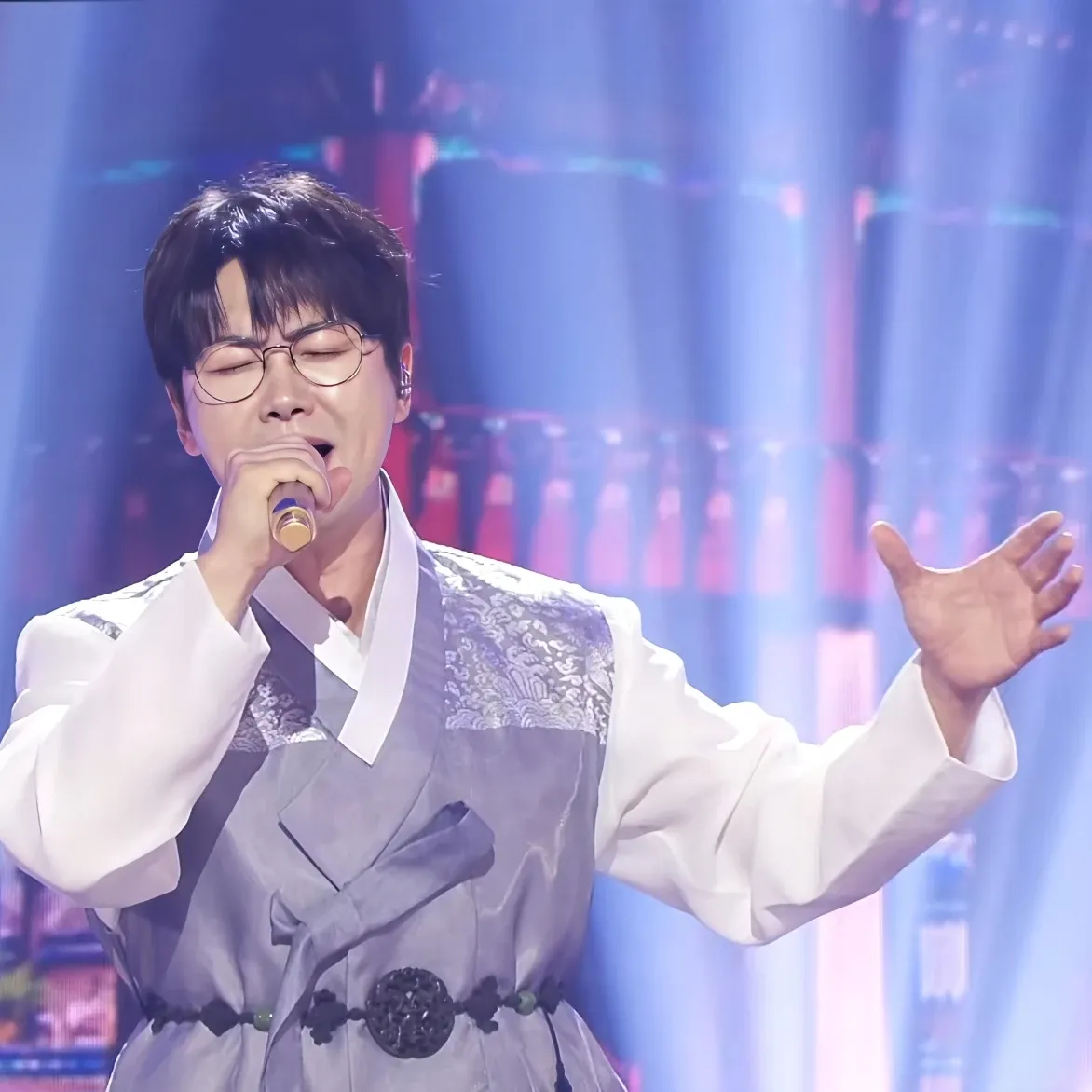 Behind-the-scenes cut of Chungil