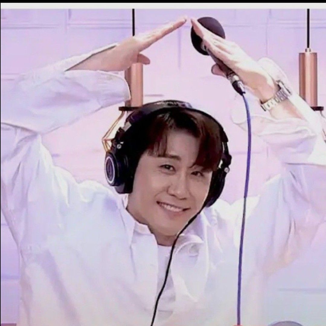 ヨンタクの最近の活動ショット